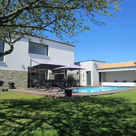 Meilleraie Piscine Chauffee Et En Options Villa Les Sables-dʼOlonne