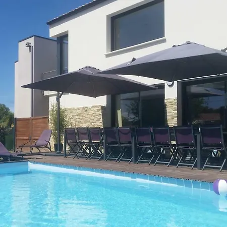 Villa Meilleraie Piscine Chauffee Et En Options *