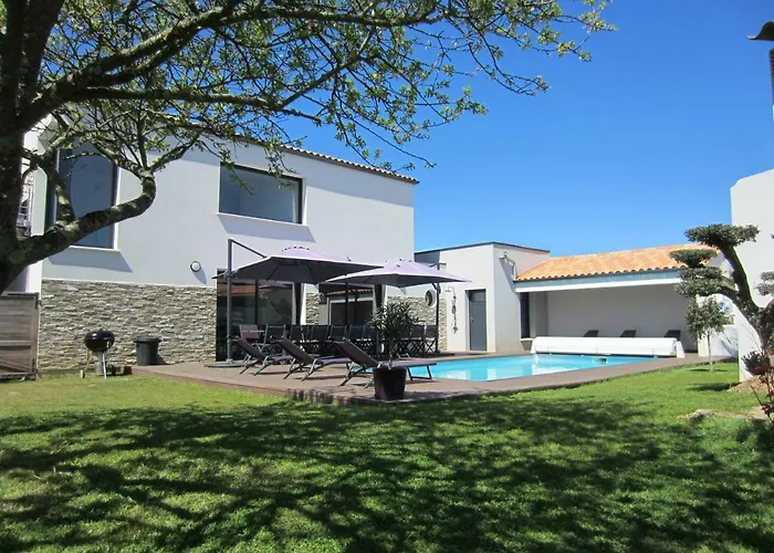 Meilleraie Piscine Chauffee Et En Options Vila Les Sables-dʼOlonne