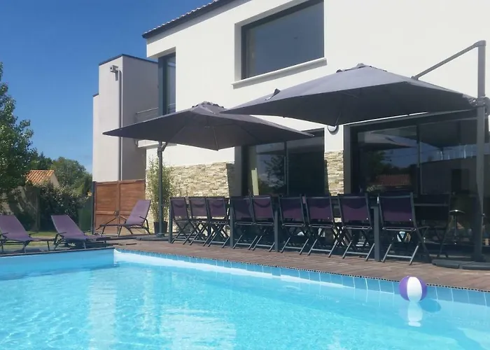 Vila Meilleraie Piscine Chauffee Et En Options *